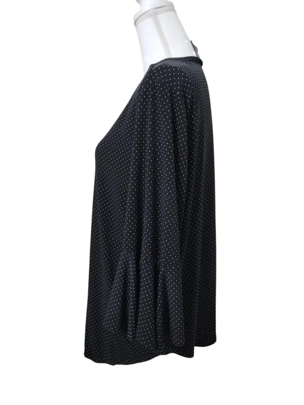 Carmen Mark Valvo Size 1X Black with White Polkadot Bell Sleeve Blouse - Picture 3 of 11
